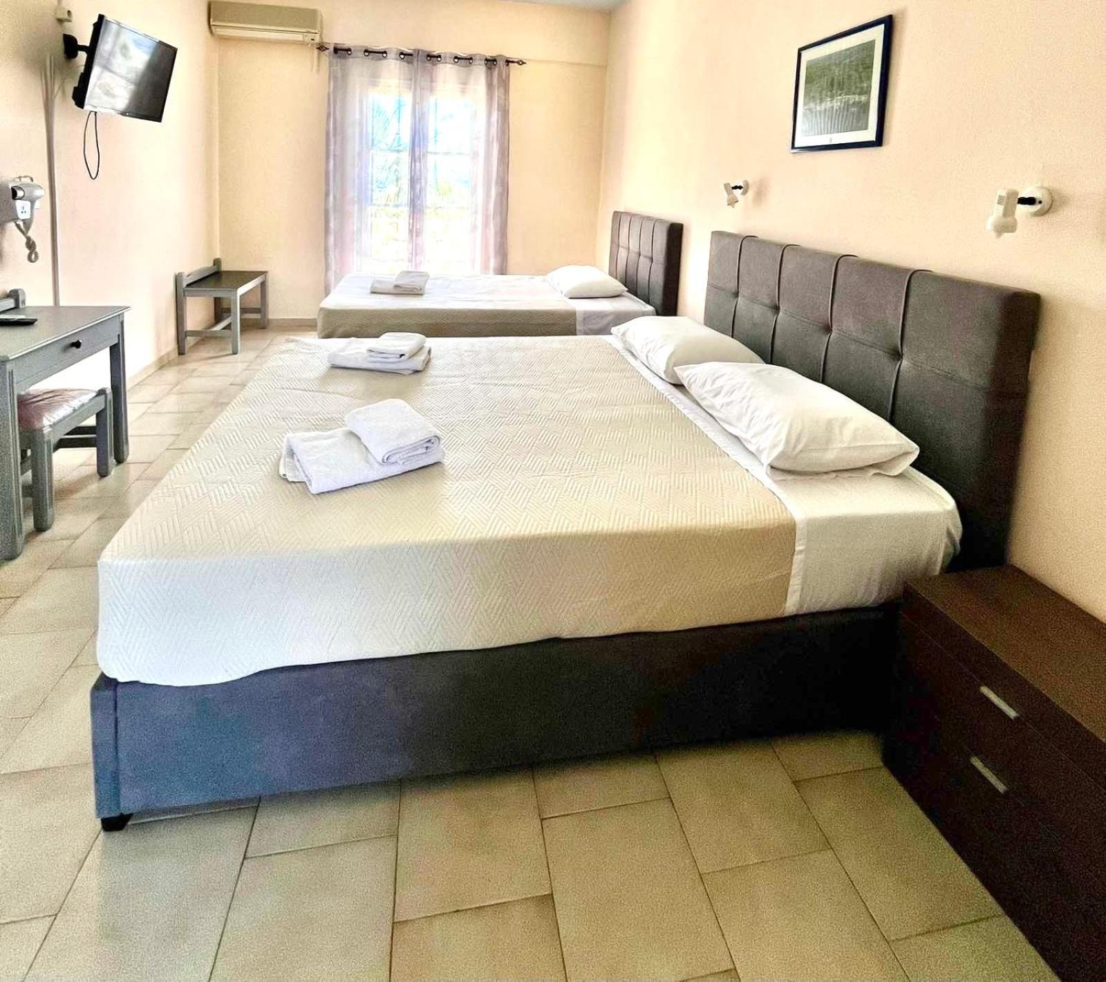 Vanas Apartments 斯派赛斯 外观 照片